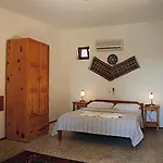 Ocakkoey Village Hotell 2*