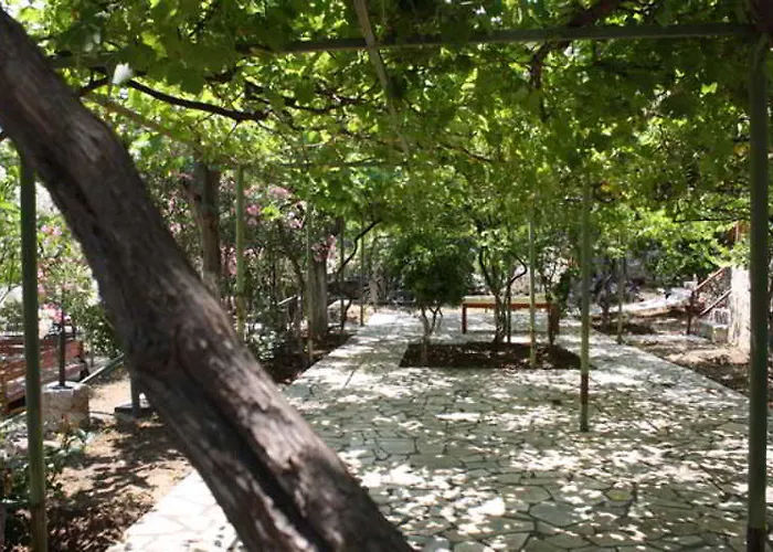 Ocakkoey Village Hotel 2*